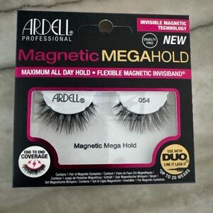 Ardell Professional Magnetic Invisiband Lashes